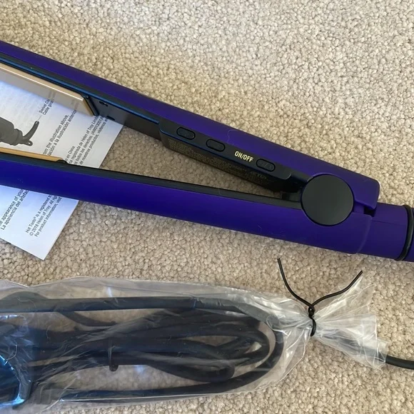 New without box Hot Tools 1” ceramic digital flat iron - Picture 7 of 8